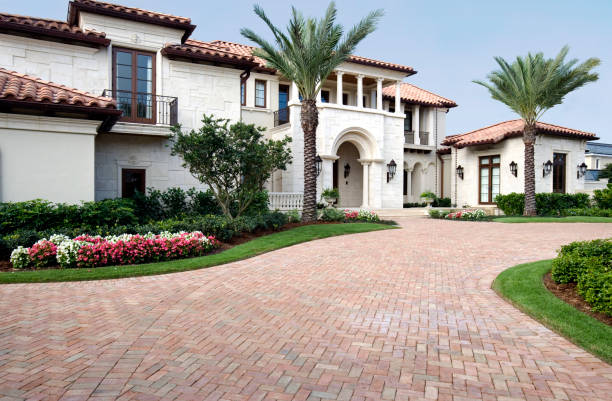 Best Local Driveway Pavers  in Fairmont, MN